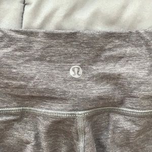 Lululemon wunder under grey leggings